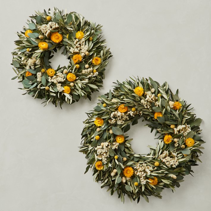 Olive Billy Button Live Wreath & Garland