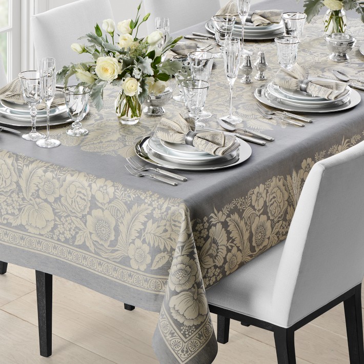 Vintage Floral Jacquard Tablecloth