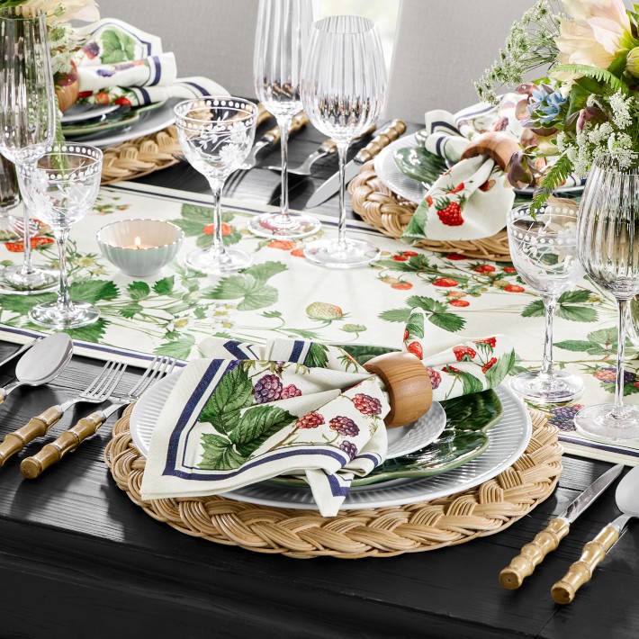Berry Table Runner