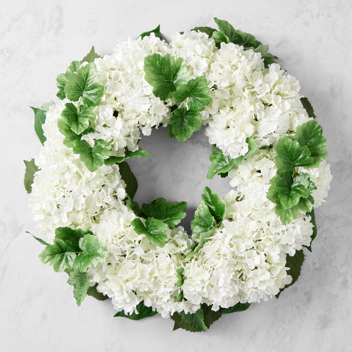 UV Protected Faux White Hydrangea Wreath, 27